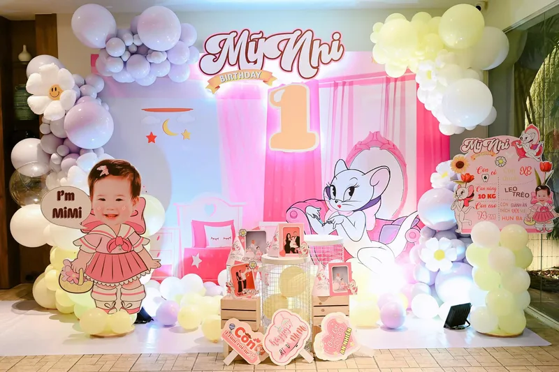 Trang trí sinh nhật chủ đề công chúa Elsa, Snow White